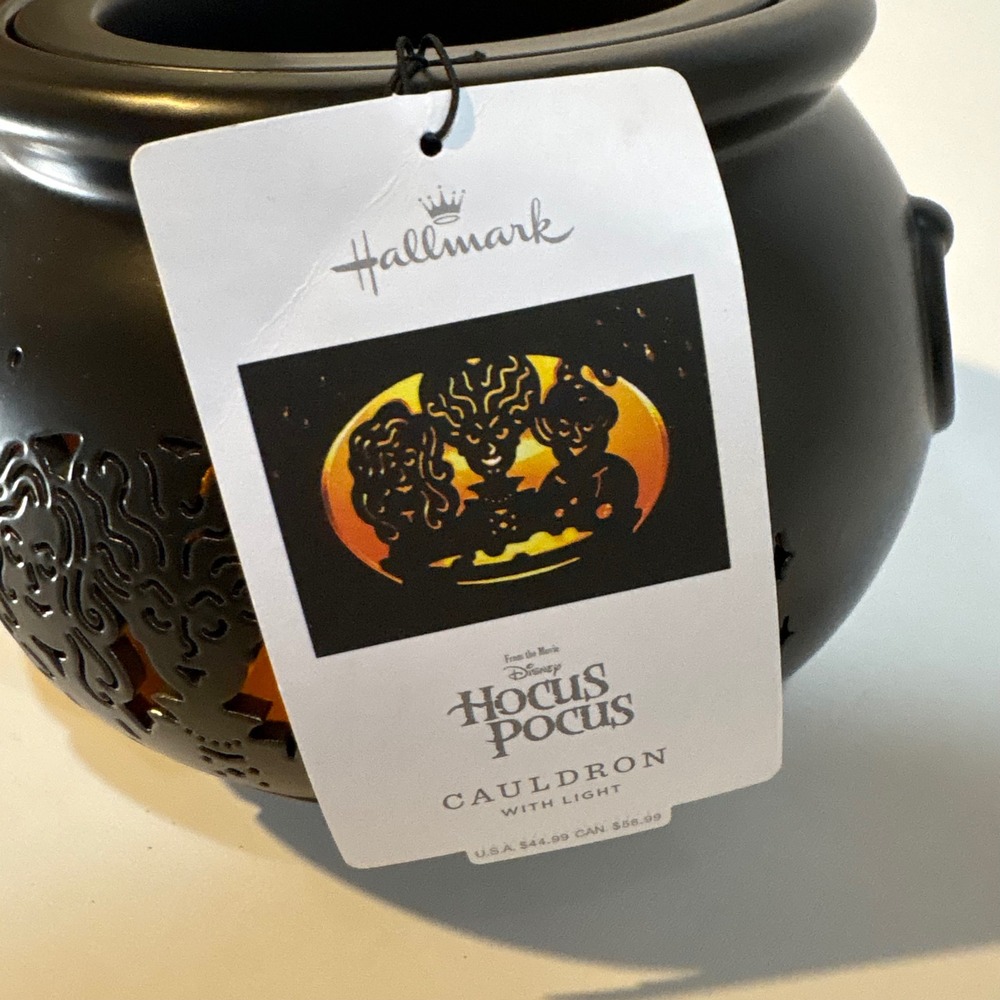 Hallmark Disney Hocus Pocus Sanderson Sisters Cauldron with Light Halloween - Picture 3 of 10